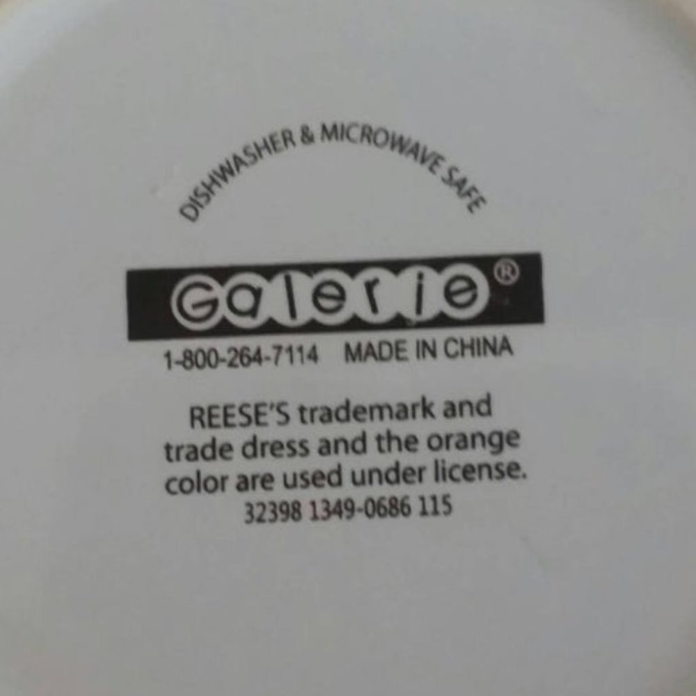 Vintage Reese's - 10oz Mug - Picture 3 of 3